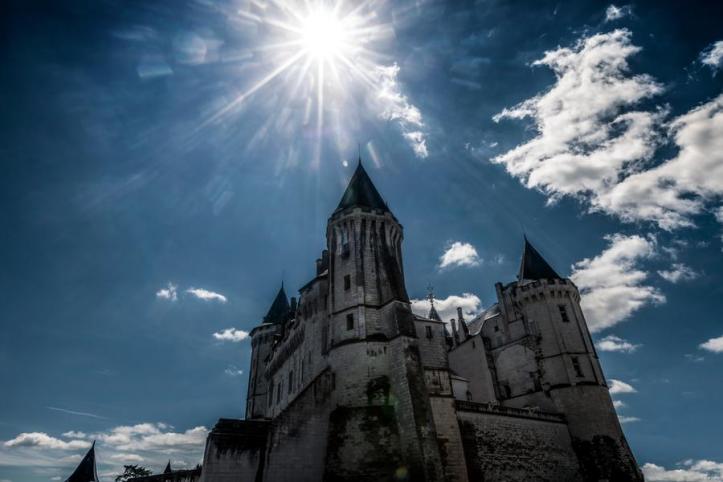 castle_in_the_sky_by_zardo_de2n8a3-fullview