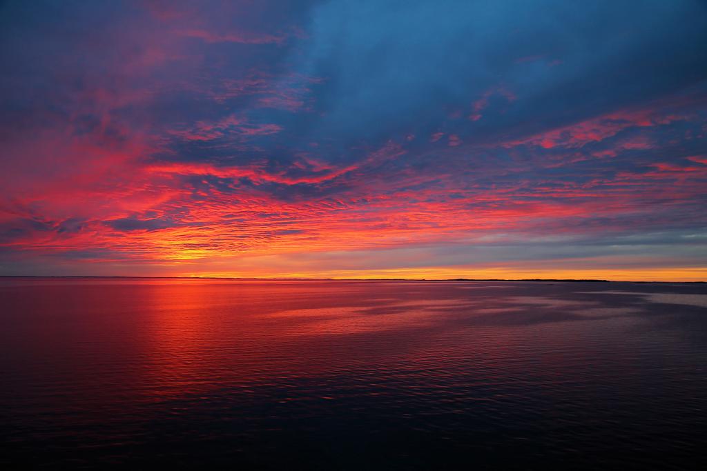 sunset_by_kariliimatainen_de0cpf7-fullview