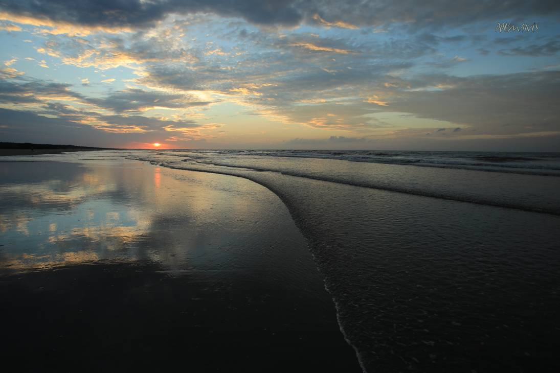 the_start_of_a_new_day_by_doumanis_de45vie-pre